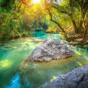 Hébergement de vacances Verdon, La Cigale Se Prélasse Aux Lacs Du Verdon Et Dans Le Jacuzzi, Régusse