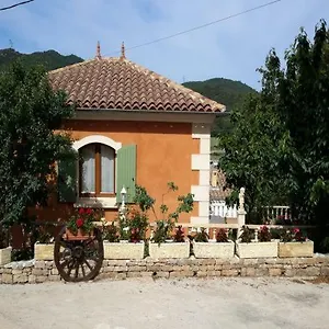 Hébergement de vacances Casa Oliveiras, Flassans-sur-Issole